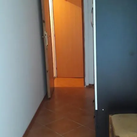 Ermin Apartment *